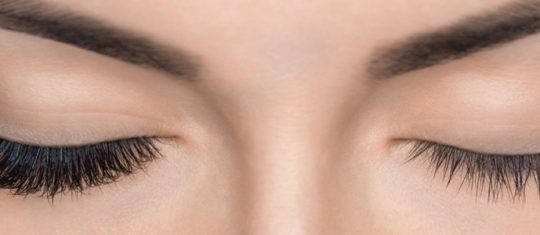 des extensions de cils gratuitement sur Paris
